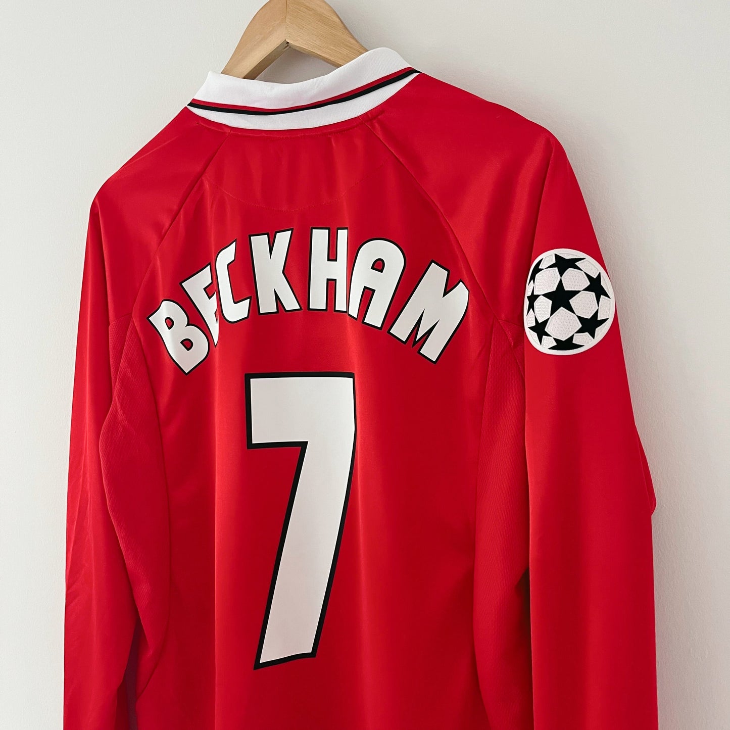 Retro X Beckham 1999 Champions League Final